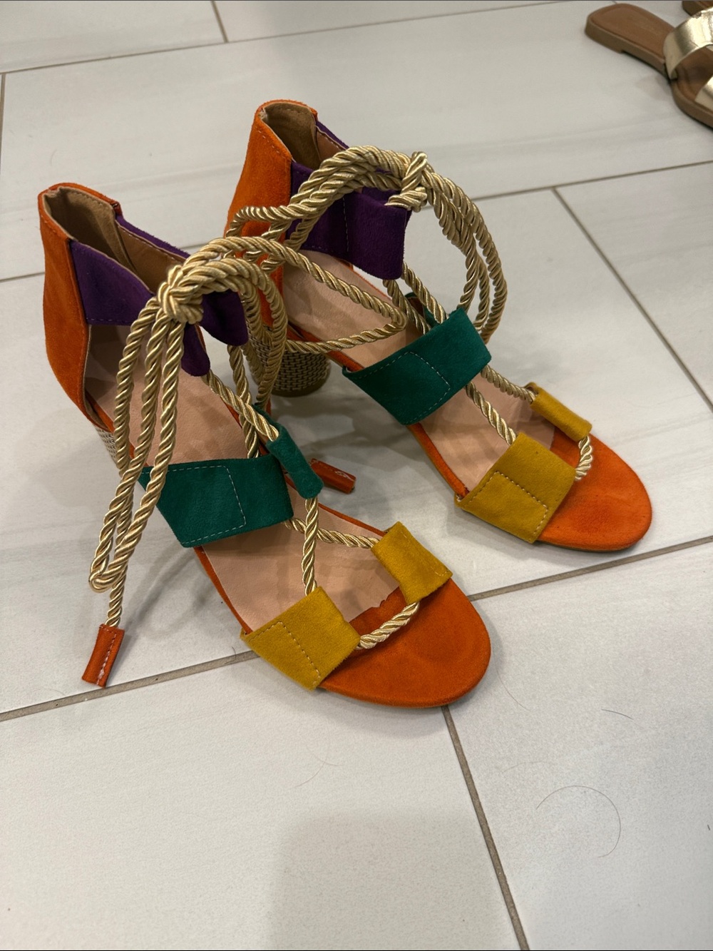Women’s Multicolor Rope Tie Suede Sandals